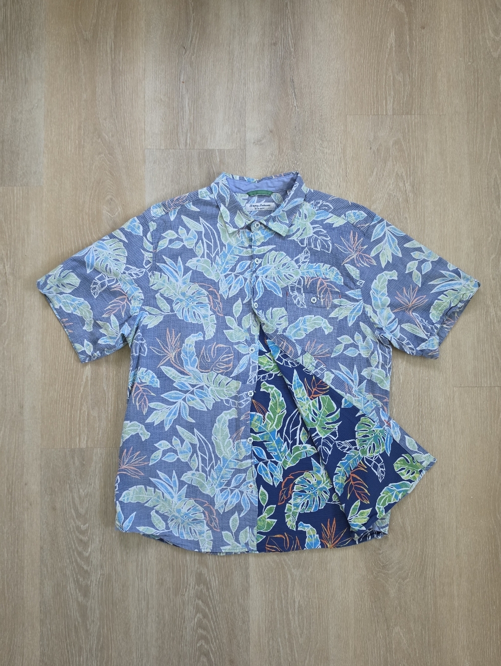 Tommy Bahama Nova Wave Button Down Shirt Size XL